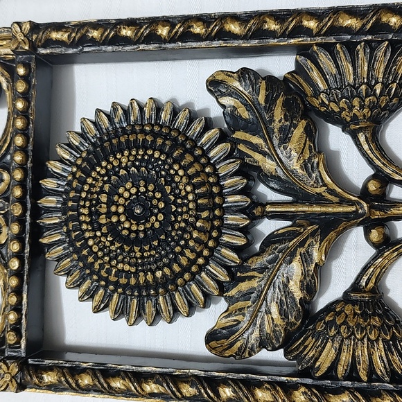 Dart 1975 floral wall plaques - Picture 7 of 14